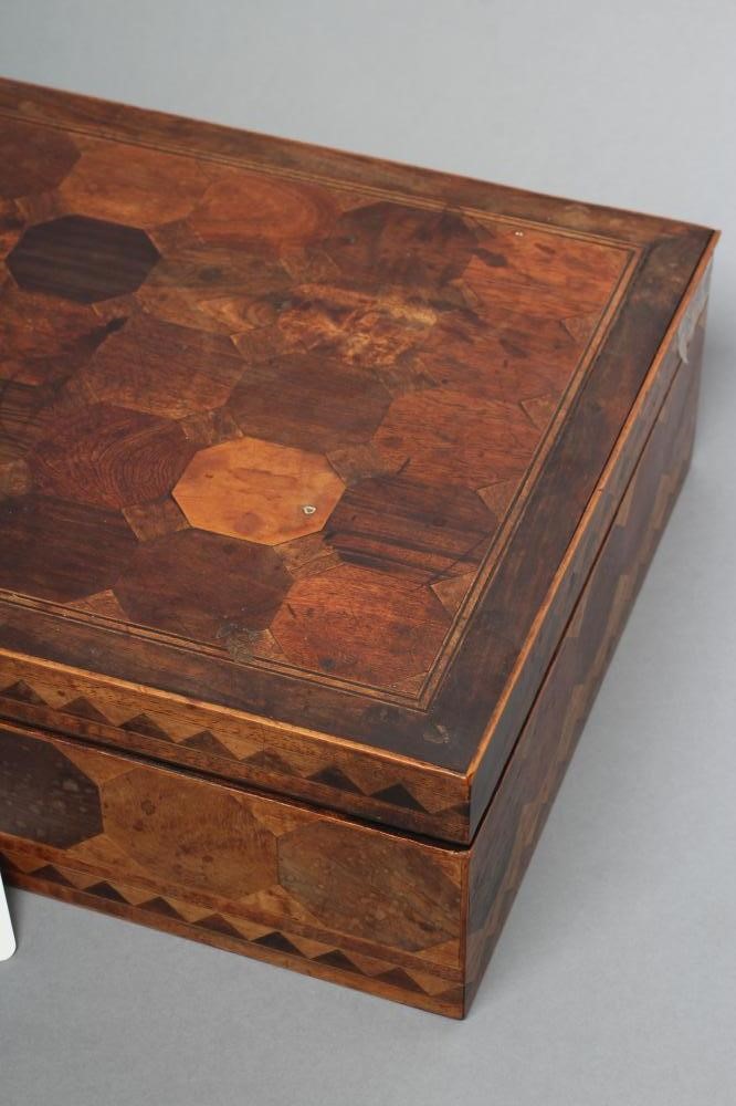 A SPECIMEN WOOD WORKBOX Image