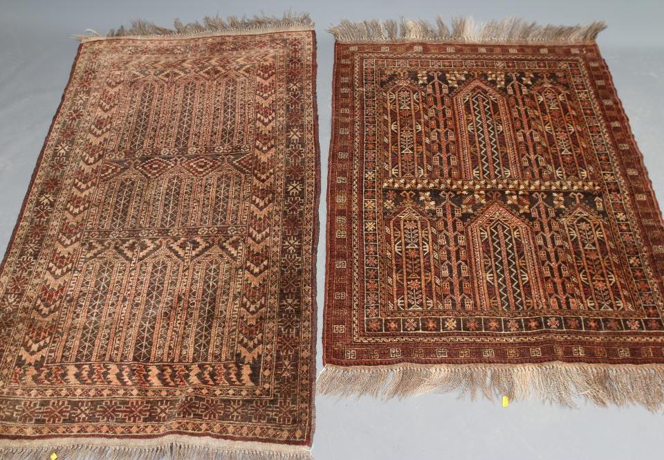 AN AFGHAN RUG Image
