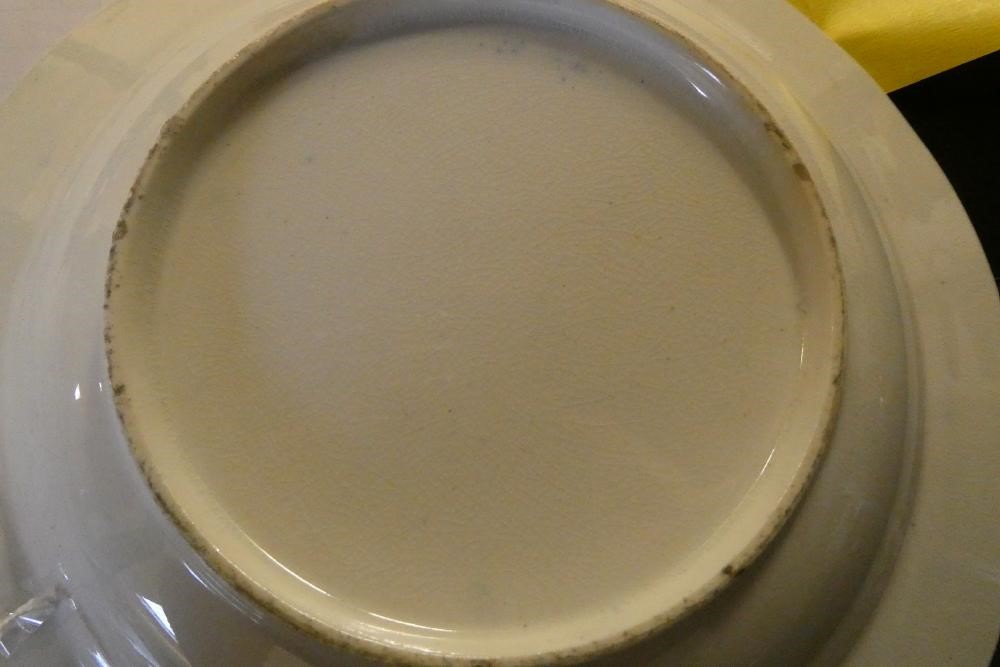 A PAIR OF DERBY PORCELAIN DESSERT DISHES Image