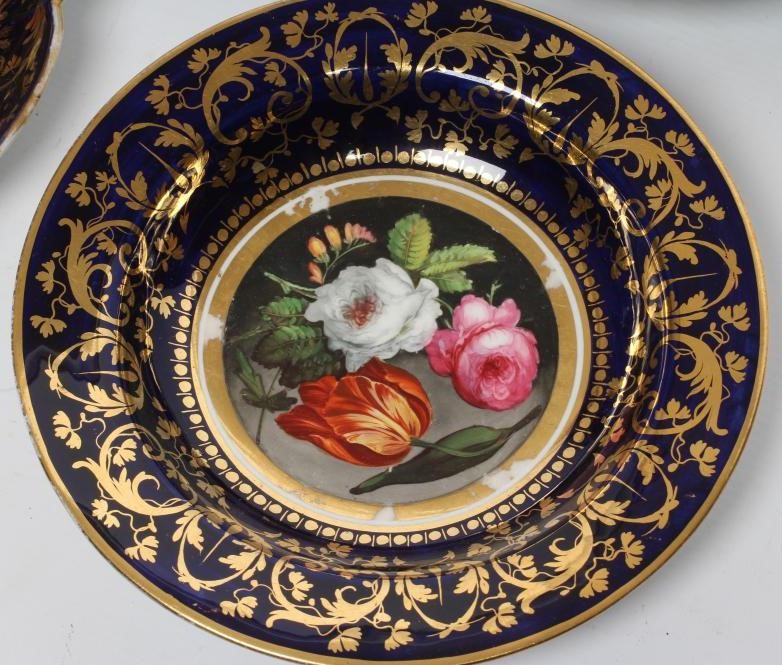 A PAIR OF DERBY PORCELAIN DESSERT DISHES Image