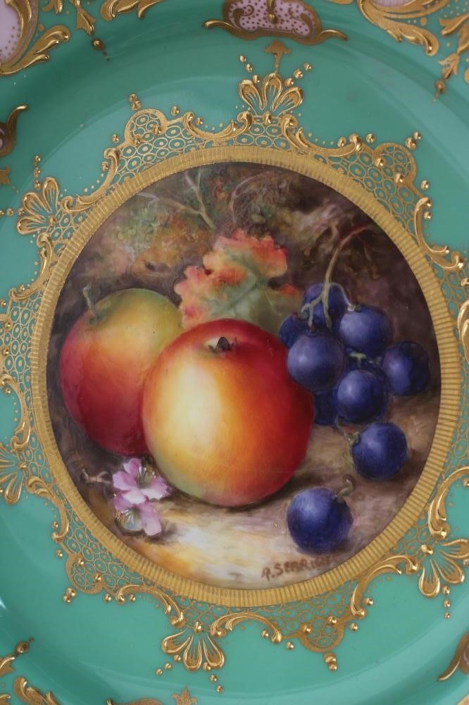 A SET OF THREE ROYAL WORCESTER CABINET PLATES Image