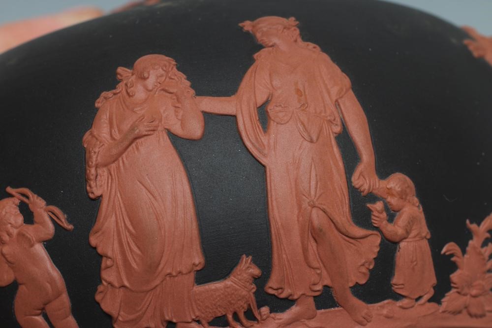 A WEDGWOOD ROSSO ANTICO TEAPOT AND COVER Image