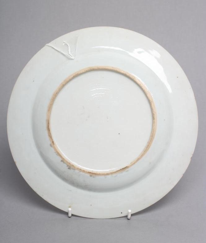 A CHINESE EXPORT PORCELAIN PLATE of plain circular form Image