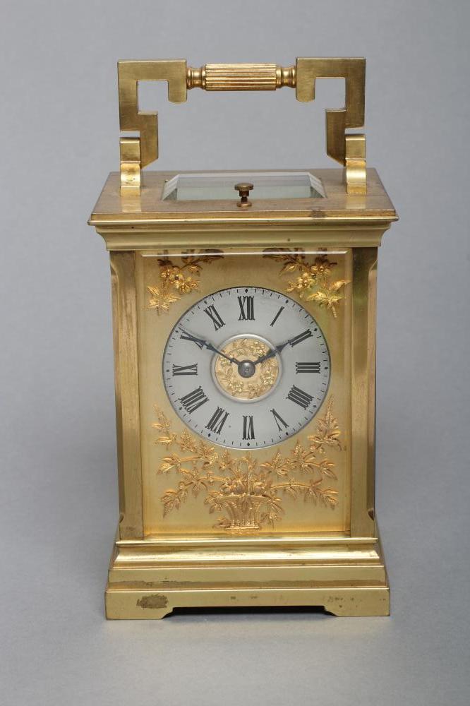 A FRENCH BRASS CASED CARRIAGE CLOCK Image