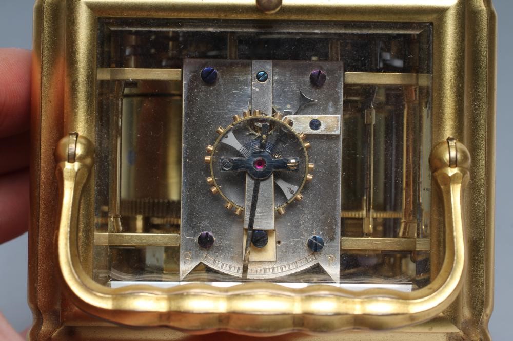 A BRASS CASED CARRIAGE CLOCK Image