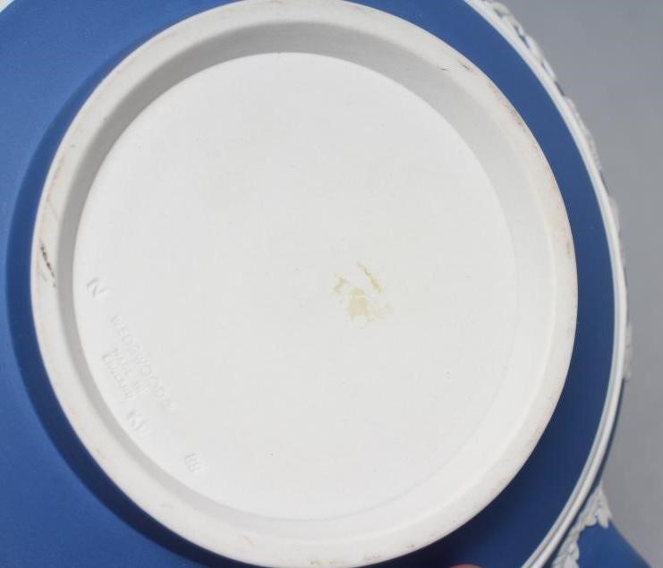 A WEDGWOOD BLUE JASPER TEAPOT AND COVER Image