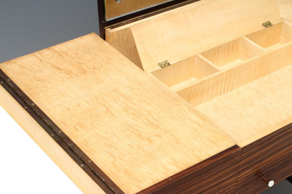 A MACASSAR EBONY VENEERED FOLDING DRESSING TABLE Image