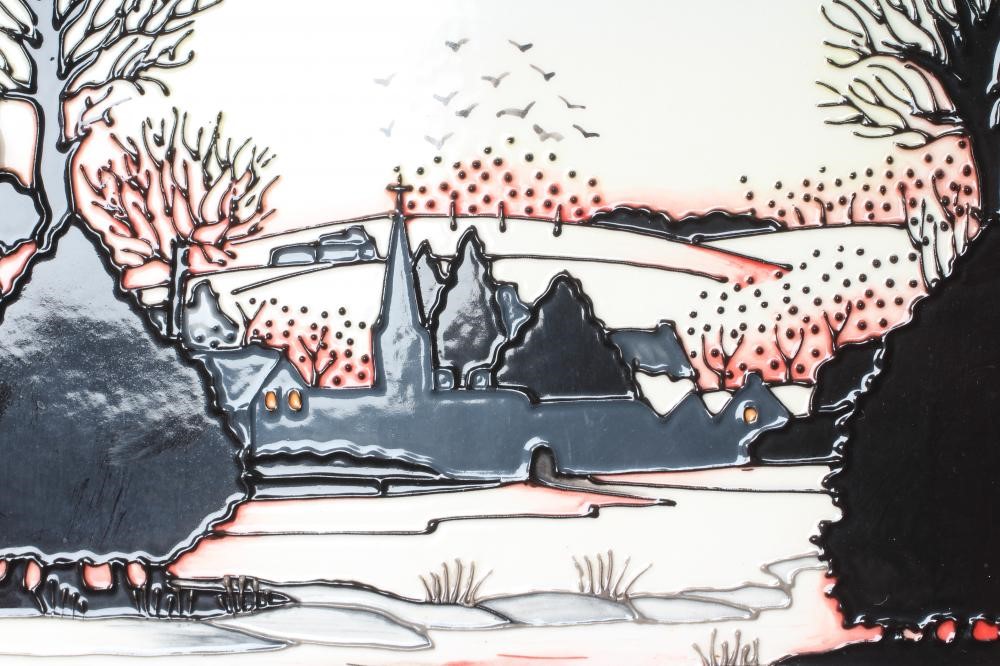 A MOORCROFT POTTERY "CHRISTMAS IN THE COTSWOLDS" PLAQUE Image