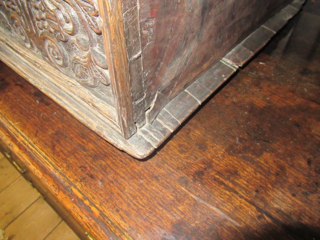 A BOARDED OAK DESK BOX Image