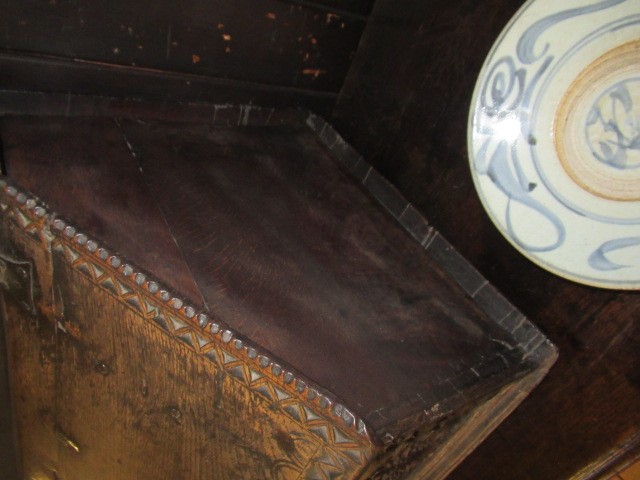 A BOARDED OAK DESK BOX Image
