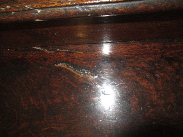 A GEORGIAN OAK LOW DRESSER Image