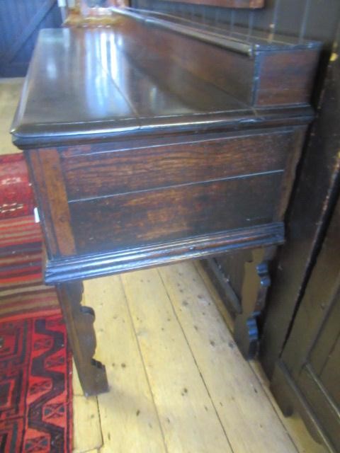 A GEORGIAN OAK LOW DRESSER Image