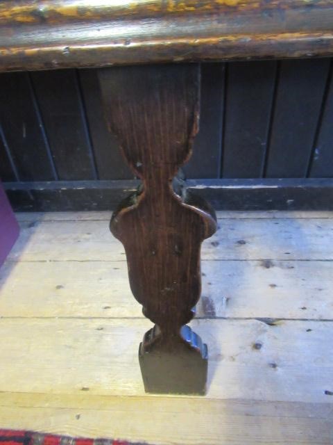 A GEORGIAN OAK LOW DRESSER Image