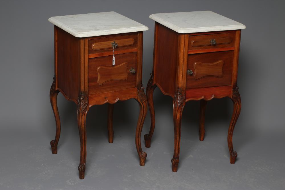 A PAIR OF FRENCH WALNUT BEDSIDE CABINETS Image