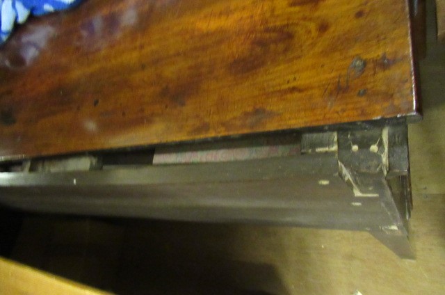 A GEORGIAN FRUITWOOD DRESSER BASE Image