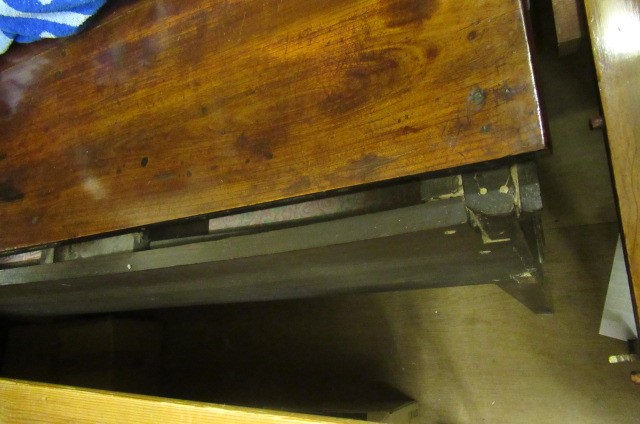 A GEORGIAN FRUITWOOD DRESSER BASE Image