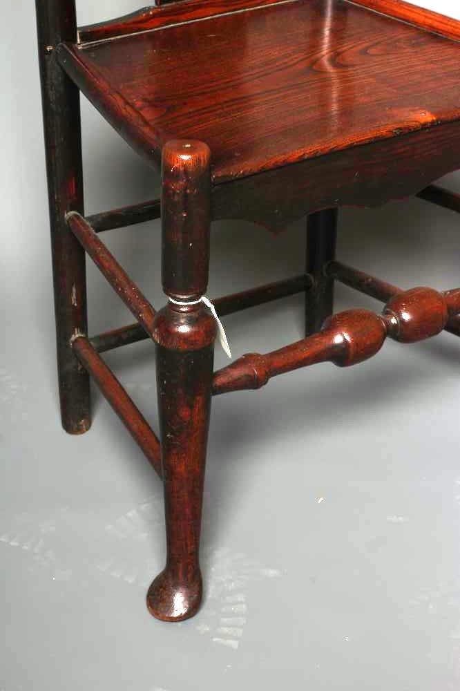 A GEORGIAN ASH AND ELM COUNTRY SIDE CHAIR Image