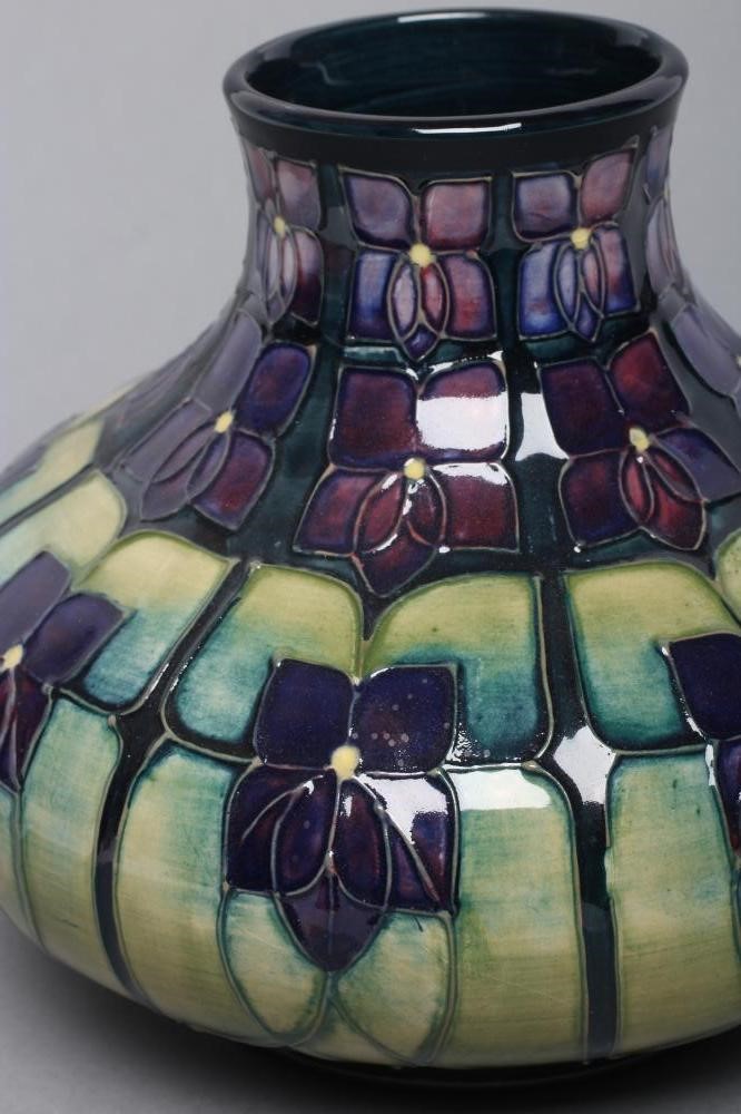 A MOORCROFT POTTERY "VIOLET" PATTERN VASE Image