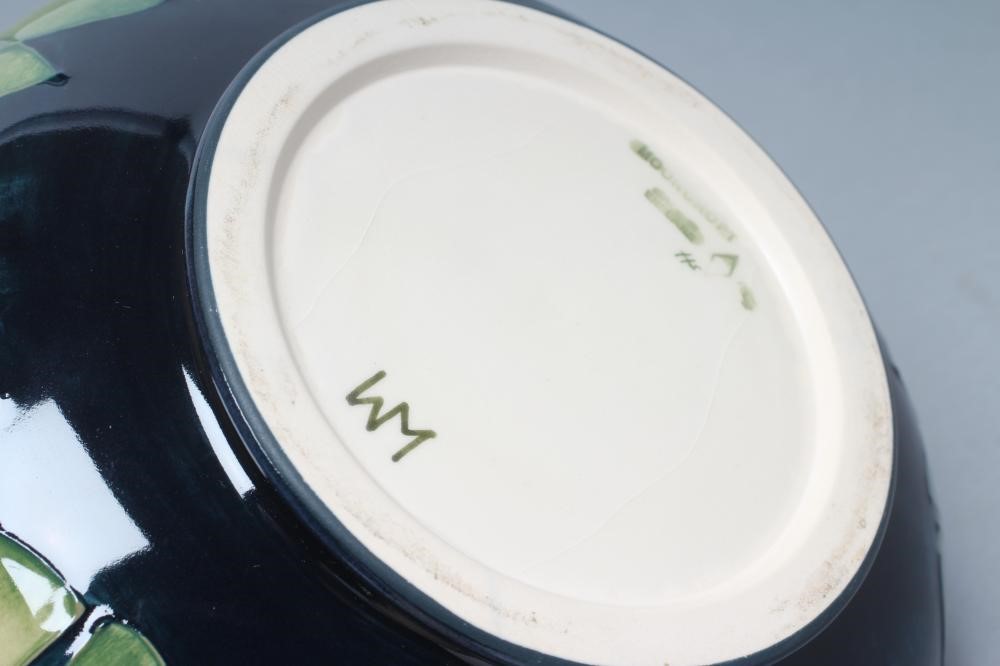 A MOORCROFT POTTERY "VIOLET" PATTERN VASE Image