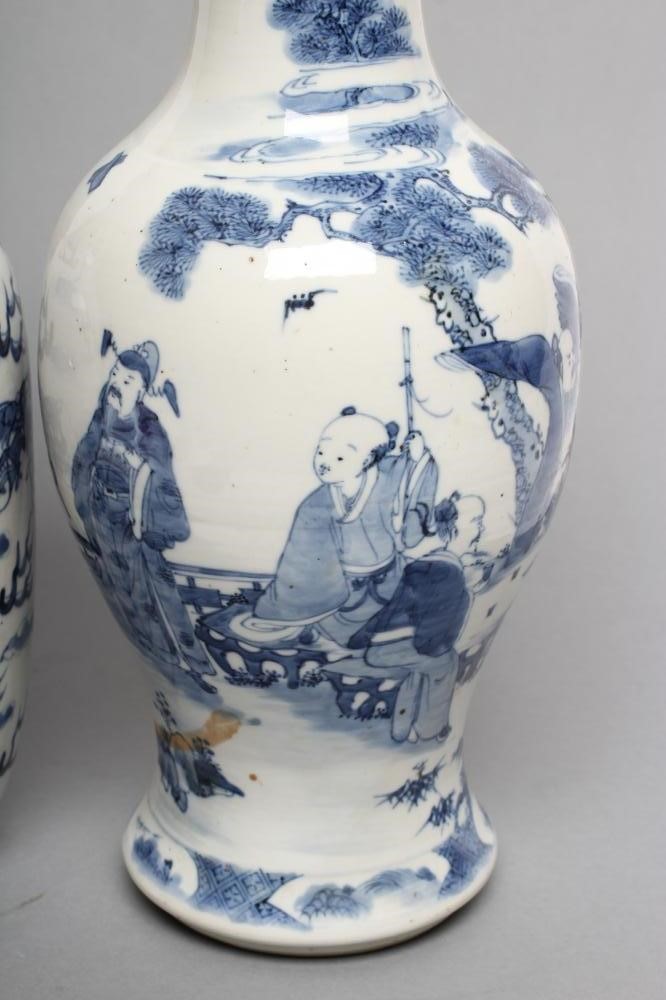 TWO CHINESE PORCELAIN VASES Image