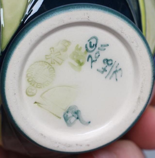 THREE MOORCROFT POTTERY SMALL VASES Image