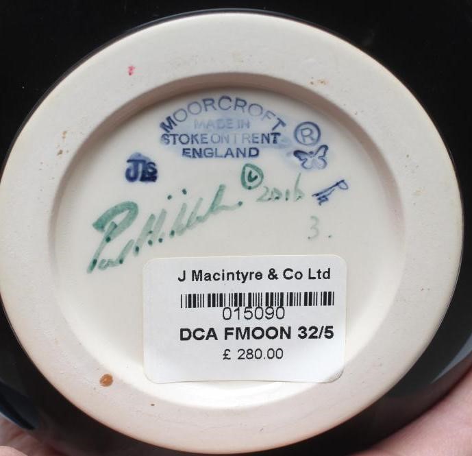 A MOORCROFT POTTERY "FULL MOON" PATTERN VASE Image