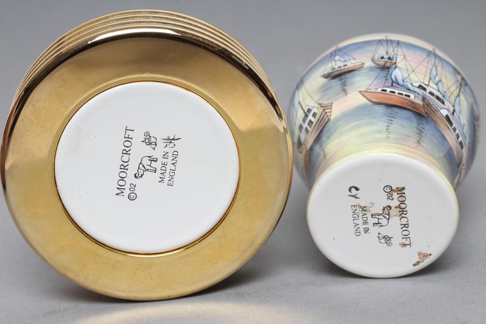 A MOORCROFT ENAMEL "SAILS AWAY" PATTERN SMALL VASE Image