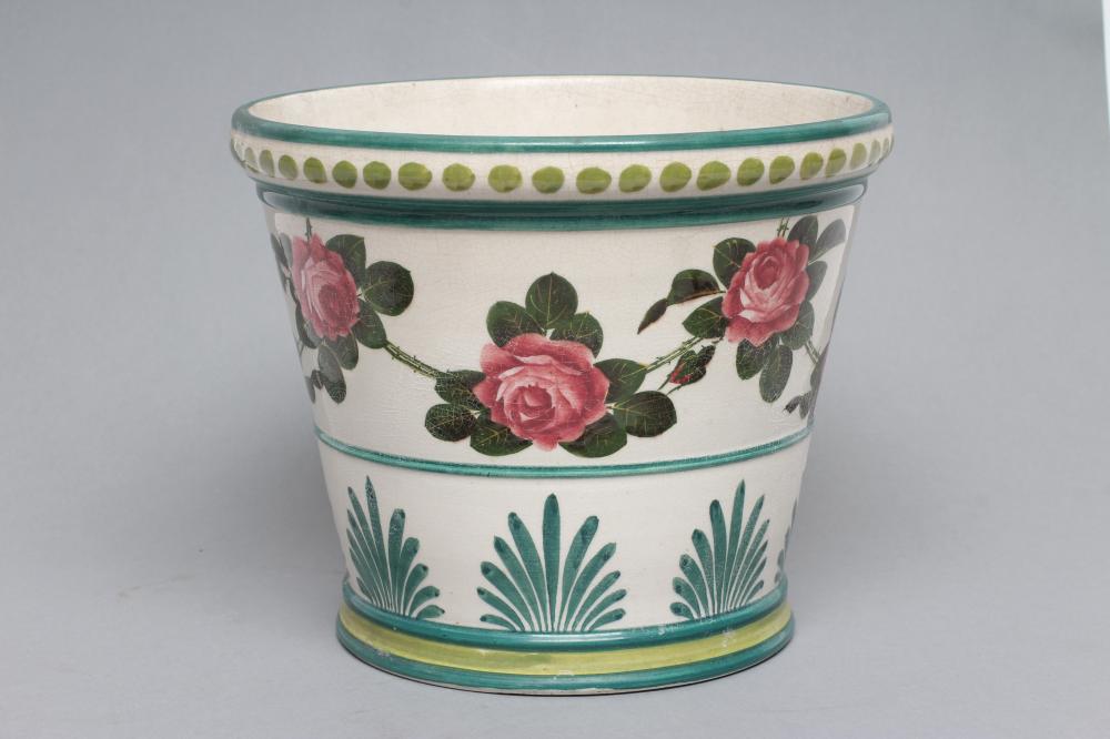 A WEMYSS EARTHENWARE JARDINIERE Image