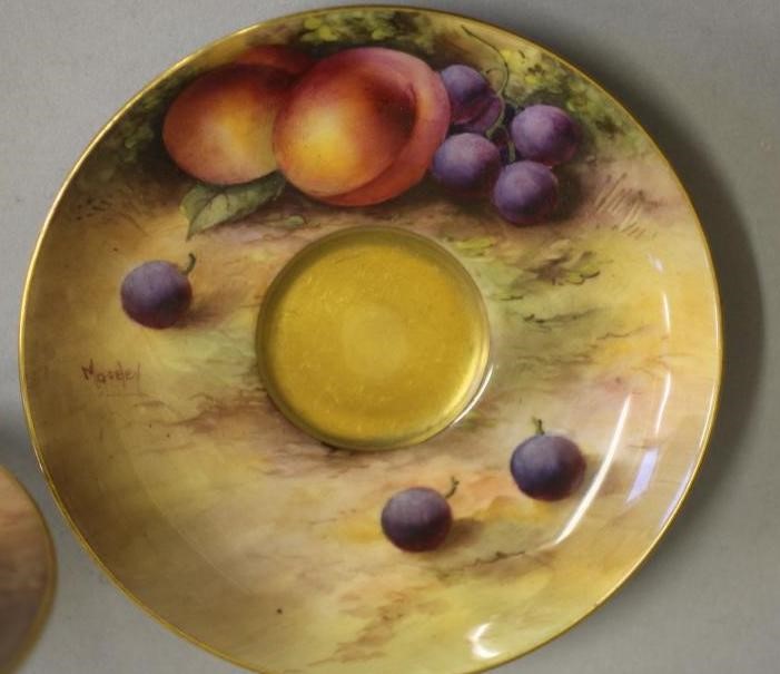 A ROYAL WORCESTER CHINA TRIO Image