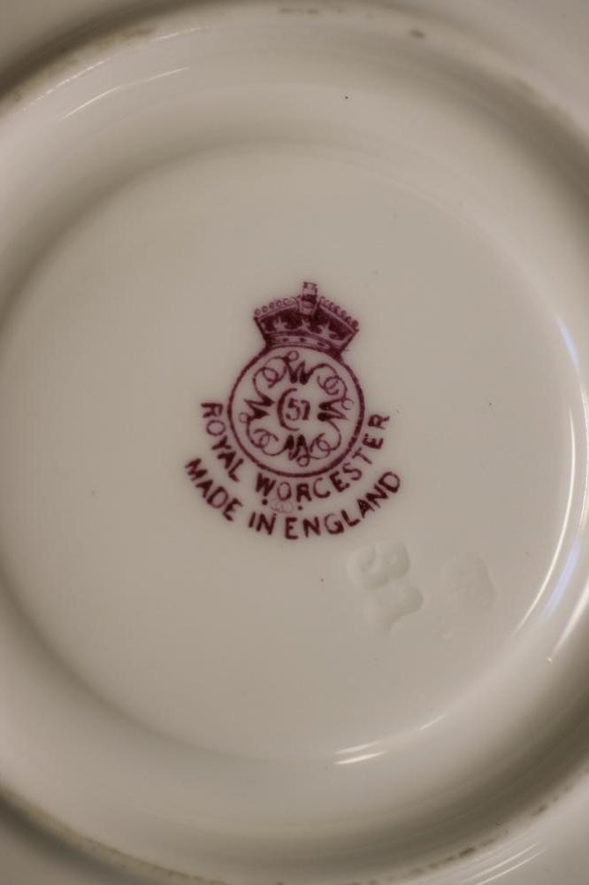 A ROYAL WORCESTER CHINA TRIO Image