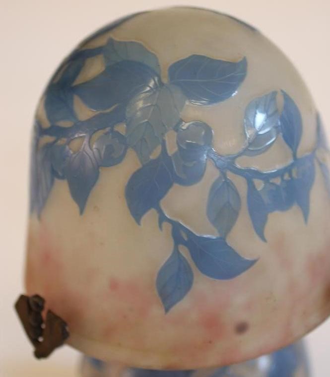 A DELATTE CAMEO GLASS ELECTRIC TABLE LAMP Image