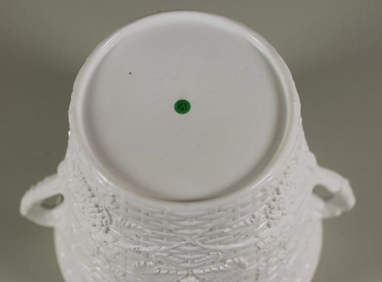 A WHITE OPAQUE GLASS CACHE-POT Image