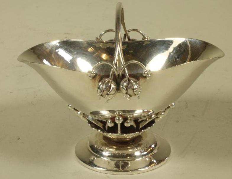 A SILVER BONBON BASKET Image