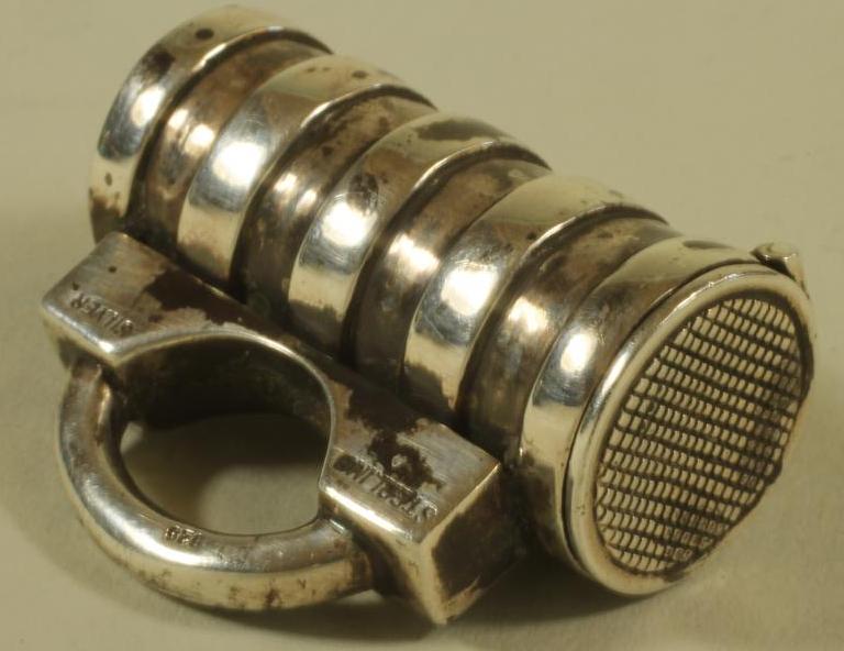 A SILVER NOVELTY VESTA CASE Image