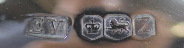 A THREE PIECE SILVER TEA SERVICE Image