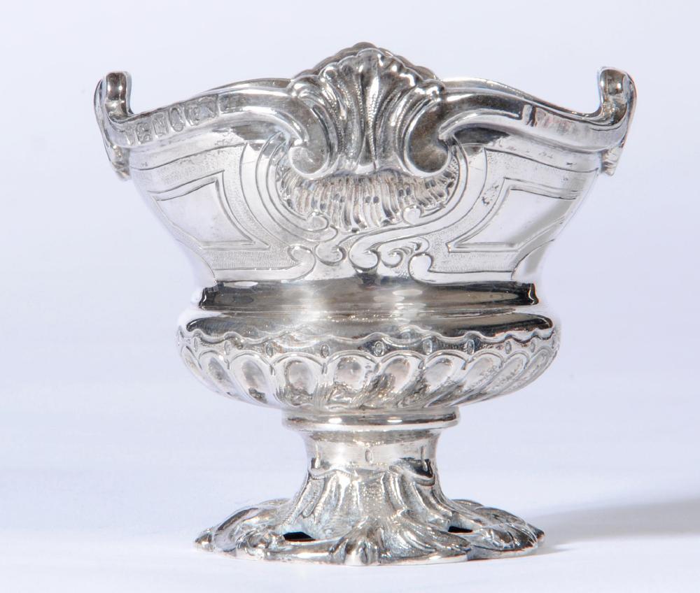 A GEORGE III SILVER TABLE SALT Image