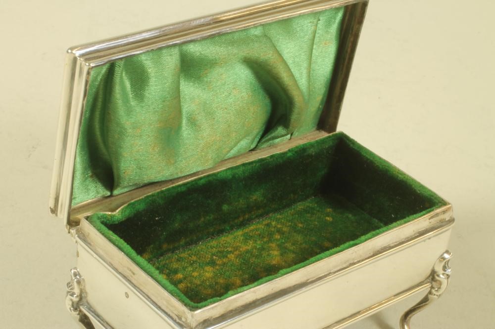 A SILVER DRESSING TABLE BOX Image