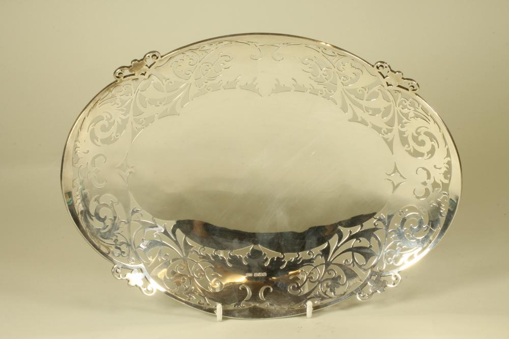 A SILVER DISH Image