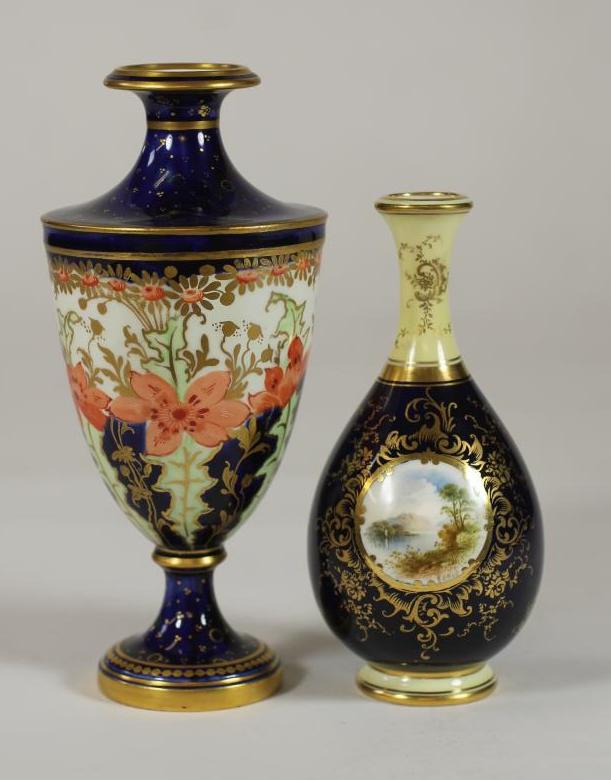 A COALPORT CHINA VASE Image