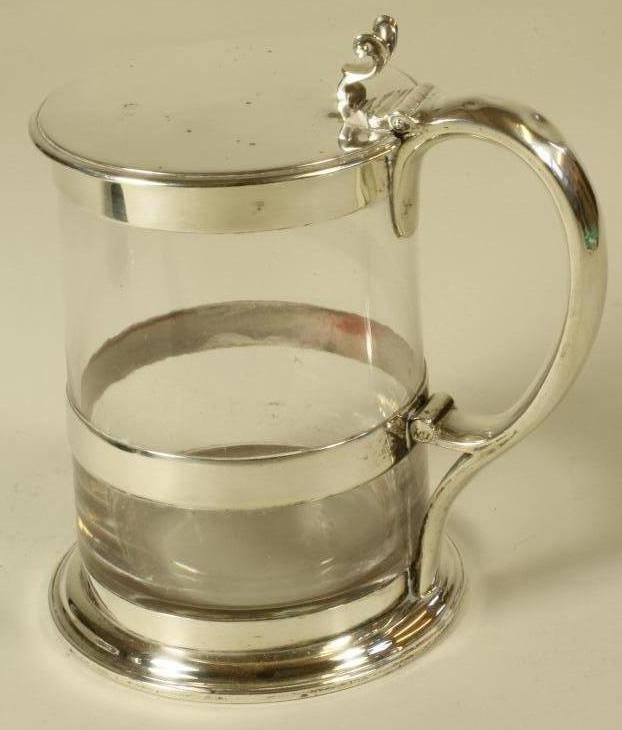 A MID VICTORIAN SILVER TANKARD Image