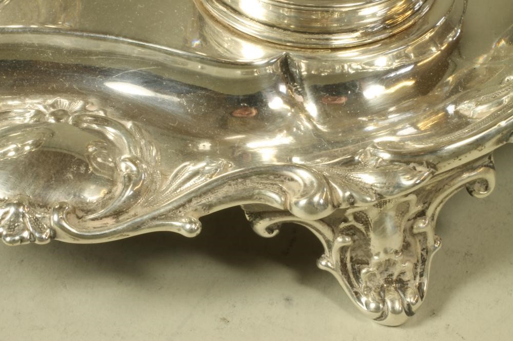 AN EARLY VICTORIAN SILVER INKSTAND Image