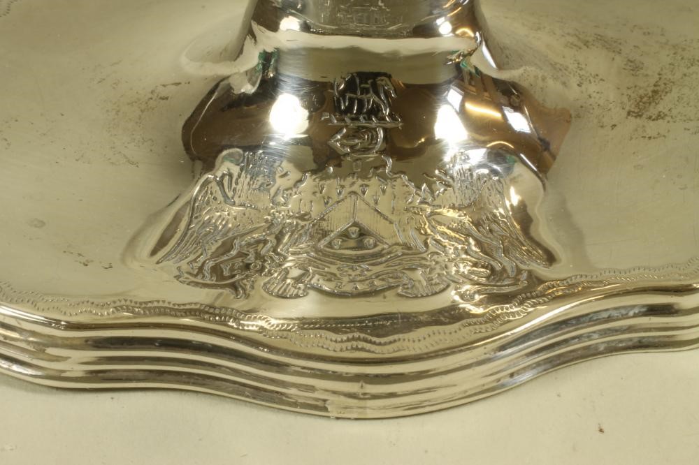 AN EDWARDIAN SILVER SUGAR BASKET Image