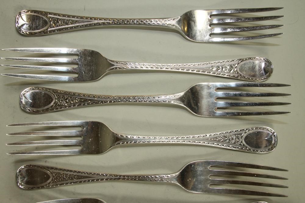 A SET OF SIX GEORGE III SILVER TABLESPOONS Image
