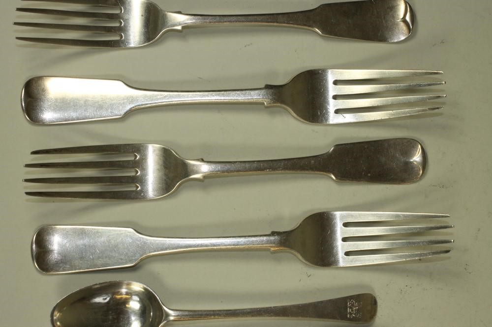 A COLLECTION OF IRISH GEORGE III SILVER FLATWARE including a Celtic point pattern teaspoon Image