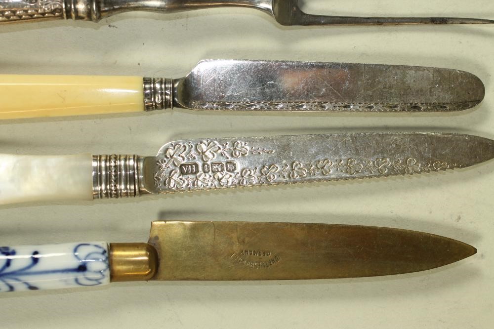 A CHILD'S LATE GEORGE III SILVER KNIFE AND FORK Image
