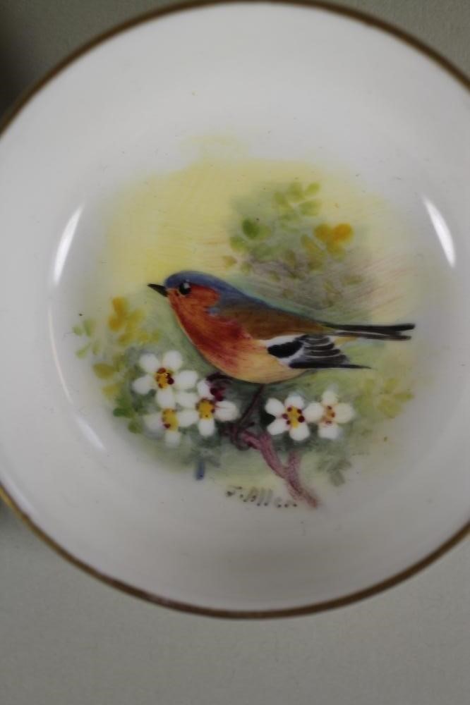 A ROYAL WORCESTER CHINA MINIATURE PLATE Image
