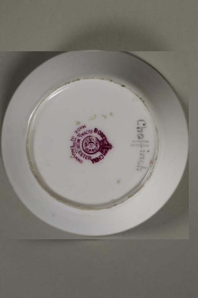 A ROYAL WORCESTER CHINA MINIATURE PLATE Image