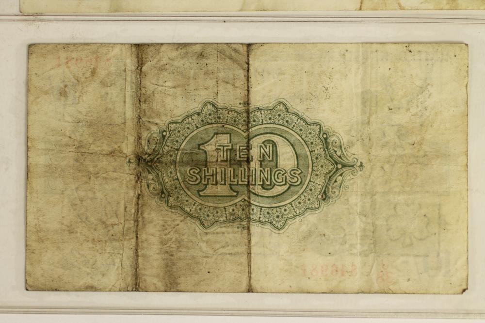 A GEORGE V ONE POUND NOTE Image