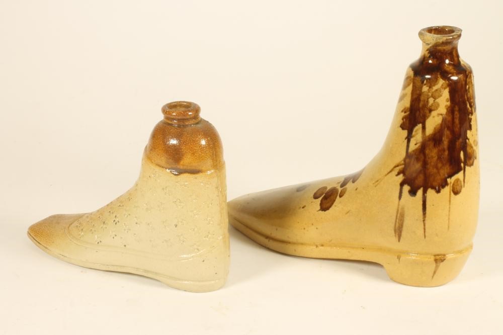 A SALTGLAZE STONEWARE SHOE WARMER Image