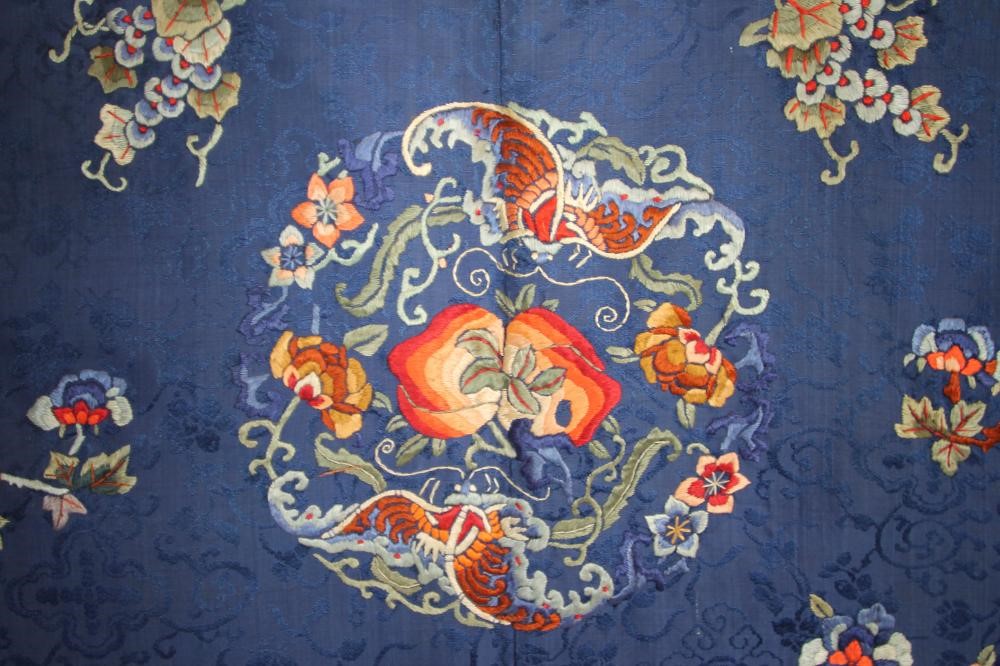 A CHINESE SEMI FORMAL SILK ROBE Image